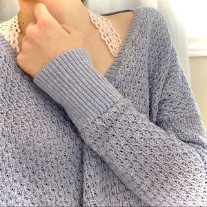 AE knit v-neck sweater